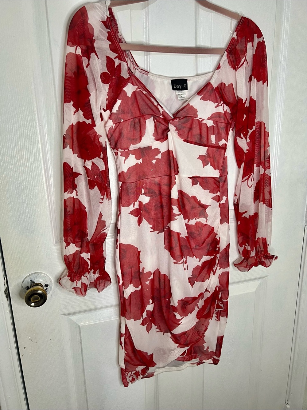 Day G Red & White Floral Long-Sleeve V-Neck Dress